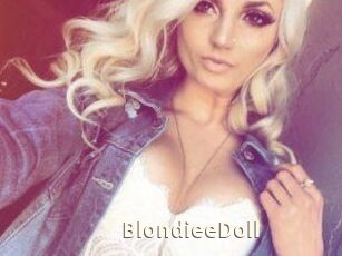 BlondieeDoll