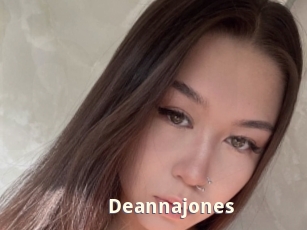 deannajones Bigtitinvasion