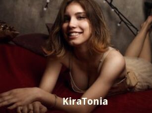 KiraTonia