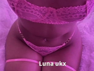 Luna_ukx