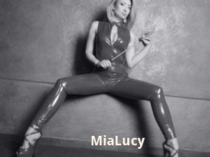 MiaLucy