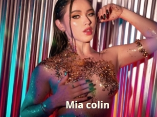 Mia_colin