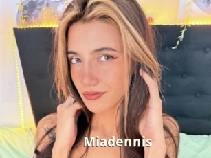 Miadennis