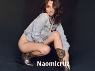 Naomicruz
