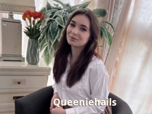 Queeniehails