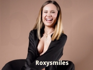 Roxysmiles